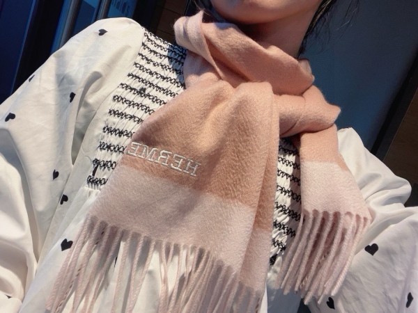 超奇跡の入荷☆ エルメス コピーおすすめ 純カシミヤトップ深さ水波模様マフラー