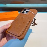 累積売上総額第１位！ ルイヴィトン n級品 Lv新型携帯ケース半包突孔カメラレイシ紋エンボスカード携帯ケース
