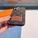累積売上総額第１位！ルイヴィトン コピーおすすめ LV経典老花携帯ケース