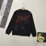 日本未入荷 ルイヴィトン 激安偽物 カラフル刺繍ラウンドネックパーカー2色