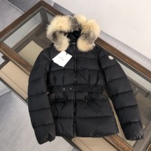 高品質 モンクレール 激安偽物 MONCLER女性用連帽ダウンジャケット