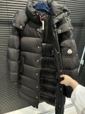 累積売上総額第１位！モンクレール コピー MONCLER男女同じビロードのロングダウンジャケット