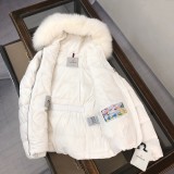 ★超人気 モンクレール コピーおすすめ MONCLER女性用連帽ダウンジャケット