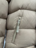 超奇跡の入荷☆ バーバリー 偽物通販 取り外し可能ダウンジャケット