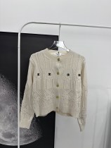 ★超人気 セリーヌ 激安通販 金ボタンカーディガン重工業編み万針刺繍ロゴディテール絞り