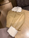 累積売上総額第１位！ロエベ コピーおすすめ 毛皮一体機関車服コート
