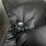 一目惚れ♪ プラダ スーパーコピー 2024新型ビッグポケットトリコロール新型ダウンジャケット