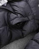日本未入荷 プラダ n級品 の冬の最新ベーシックなメタル三角ロゴスタンドカラーがプリントされたダウンジャケット