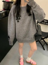 ★超人気 クロムハーツ 激安通販 重工業皮標刺繍高級グレー丸首セーター