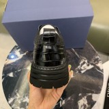 累積売上総額第１位！グッチ 激安通販 全頭層小牛皮エナメル