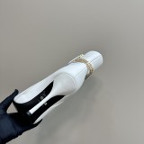 使い勝手良し グッチ 激安通販 Gucci定番爆款秋冬尖頭チェーンハイヒールショートブーツ