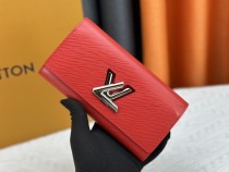 一目惚れ♪ ルイヴィトン n級品  長財布
