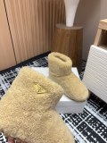 累積売上総額第１位！プラダ コピーおすすめ 24 Ss秋冬Pradaトライアングルムートンショートブーツスノーブーツ