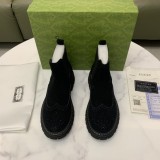 入手困難 グッチ コピー のマーチンブーツ