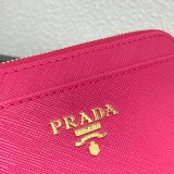 ★超人気  プラダ 偽物通販 短財布