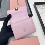 稀少 ミュウミュウ 偽物通販 短財布