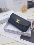 日本未入荷 セリーヌ 激安偽物 長財布
