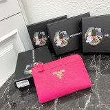 ★超人気  プラダ 偽物通販 短財布