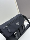 【話題商品！】プラダ 激安偽物 メンズ ショルダーバック