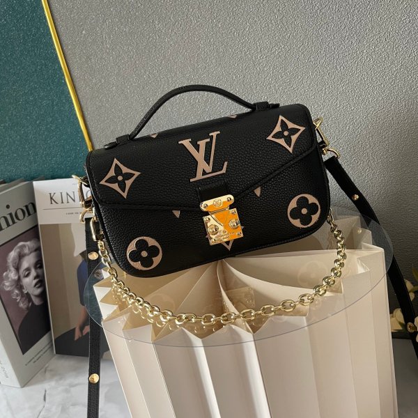 超奇跡の入荷☆  ルイヴィトン コピーおすすめ ショルダーバッグ