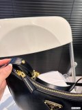 稀少 プラダ コピー レディースの脇バッグ