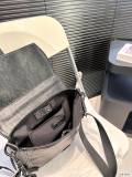 日本未入荷 バレンシアガ  n級品 の郵便配達人のカバン
