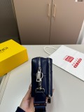 追跡付 フェンディ 激安偽物  の新しいカメラバッグ