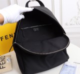 入手困難 フェンディ n級品  の小さな怪獣リュックサック