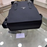 日本未入荷 プラダ 偽物通販 メンズ リュックバック