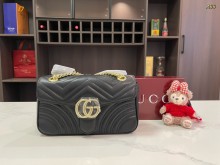 大人気 グッチ コピー ショルダーバック