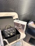 一目惚れ♪ シャネル  n級品 ショルダーバック
