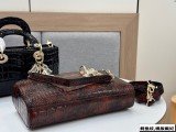 入手困難 ディオール 激安偽物 ショルダーバック