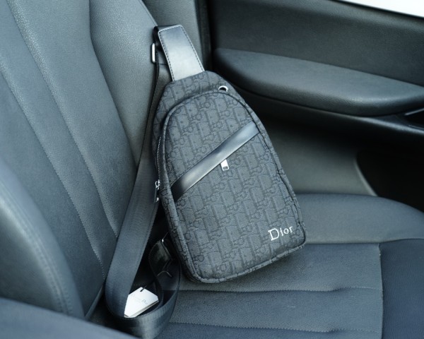 ★超人気 ディオール n級品  ショルダーバック