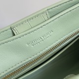 超奇跡の入荷☆ ボッテガヴェネタ n級品 ショルダーバッグ