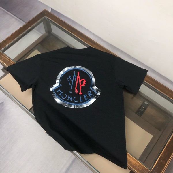 一目惚れ♪ モンクレール スーパーコピー 2025春夏新作男女同型半袖Tシャツ
