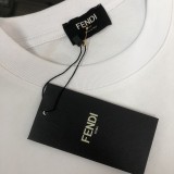 入手困難 フェンディ激安通販  2025の最新半袖Tシャツ