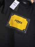 新作 フェンディ 激安通販  フレーム文字刺繍🪡ロゴリトルモンスター半袖Tシャツ