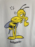日本未入荷 バーバリー スーパーコピー 2025 SSミツバチプリント植毛半袖Tシャツ