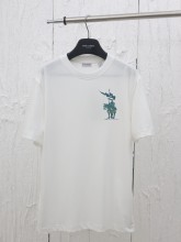 超話題! バーバリー n級品 25ss春夏新作ロゴ馬術騎士プリント丸首Tシャツ