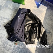 一目惚れ♪ バレンシアガ コピーおすすめ の制服レザーFW 25ロゴ刺繍ハイネックフリル長袖ジャケット