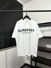 超話題! バーバリー コピーおすすめ 胸元の定番アルファベットプリント半袖Tシャツ