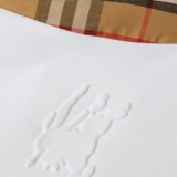 高品質  バーバリー コピーおすすめ 彫刻圧印戦馬綴じ袖カジュアル丸首半袖Tシャツ