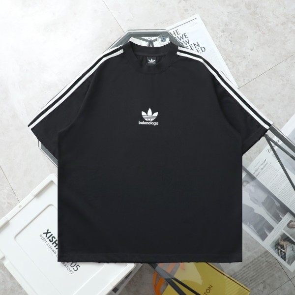 【話題商品！】バレンシアガ と​アディダス連名シリコンクルーネック半袖Tシャツ