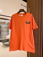 日本未入荷 バーバリー n級品 マイクロロゴ入りコットンのゆったり半袖Tシャツ