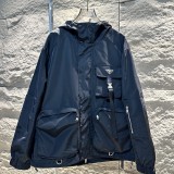 日本未入荷 プラダ コピーおすすめ キャップマルチポケットジャケット