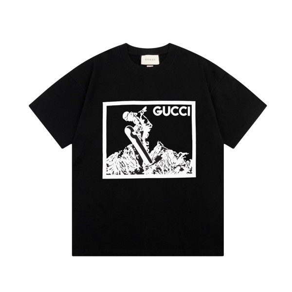 【話題商品！】グッチ 激安通販 雪山シリーズスキープリント半袖Tシャツ