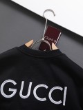 超話題! グッチ 激安通販 胸ダブルの文字の刺繍🪡ロゴ襟カフススプライシングＴシャツ