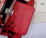 新作 フェンディ コピーおすすめ レディース ショルダーバック