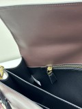 日本未入荷 プラダ 偽物通販  ショルダーバッグ