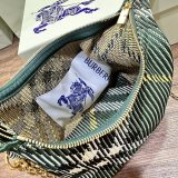 入手困難 バーバリー n級品 レディース  ショルダーバック